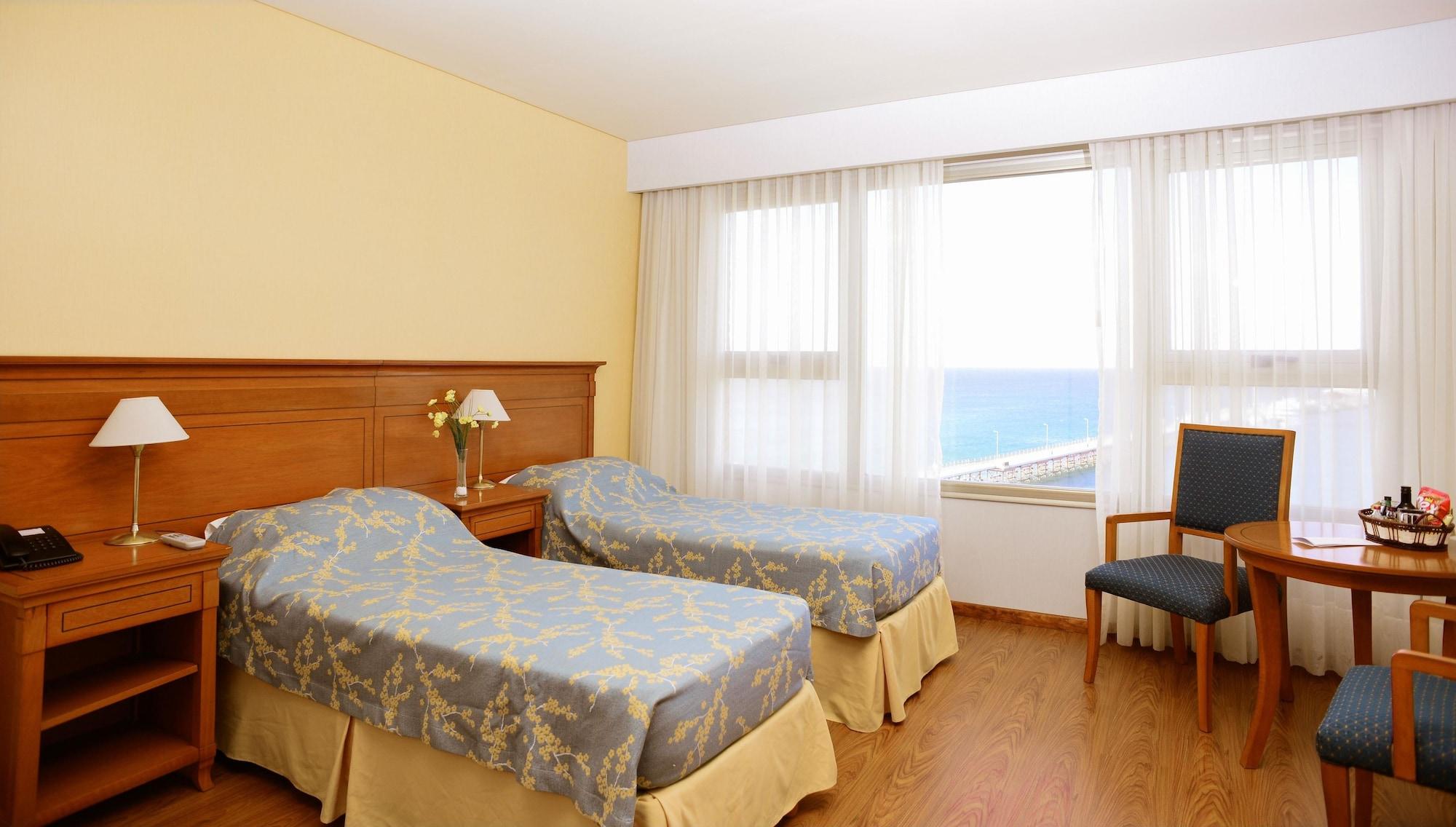 Yene Hue Hotel Puerto Madryn Exterior photo
